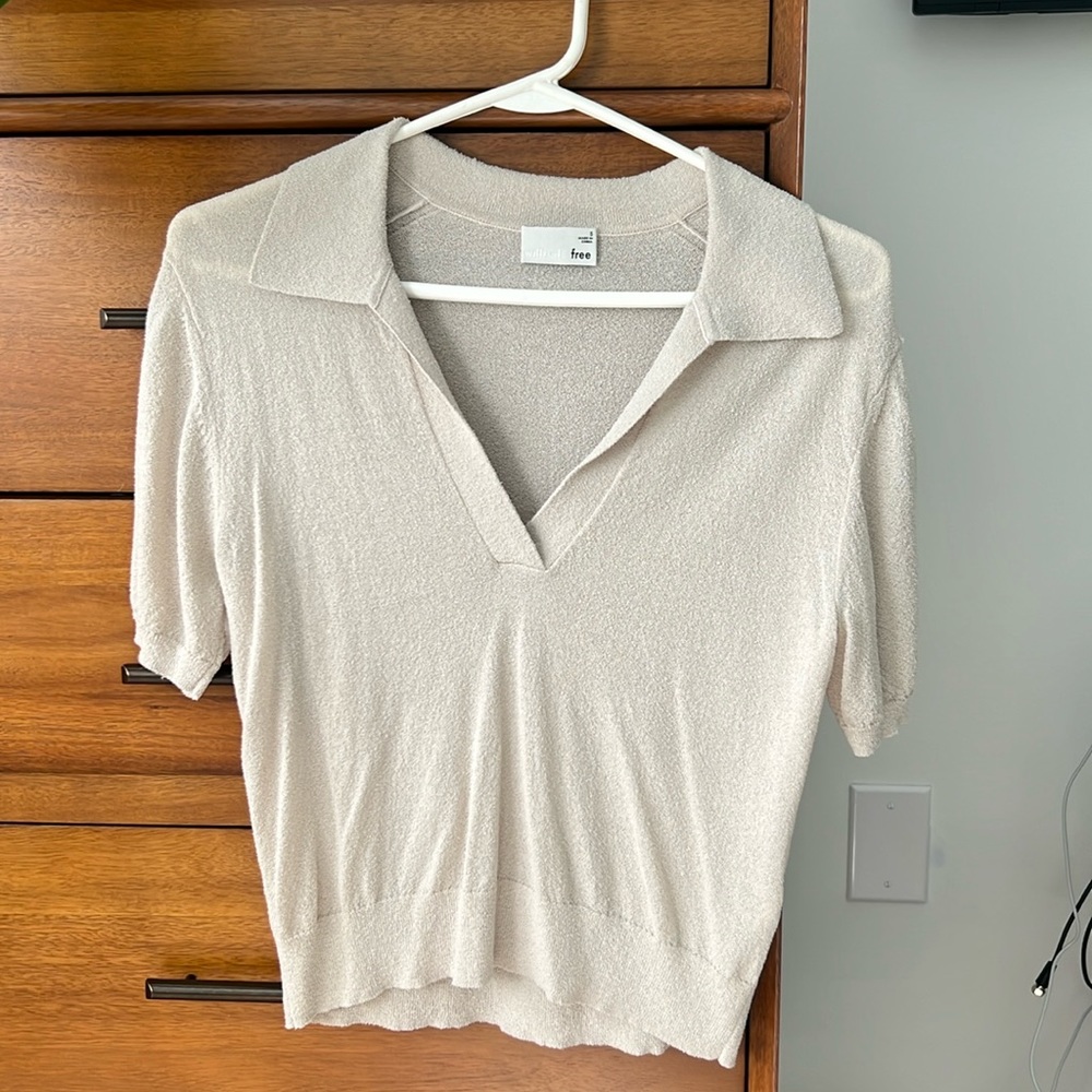 Aritzia Wilfred Free top